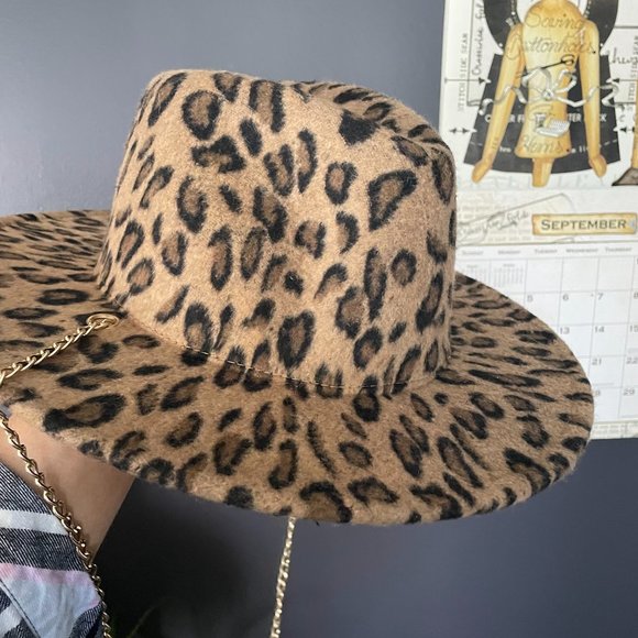 Animal Print Wide Brim Hat - Picture 4 of 4